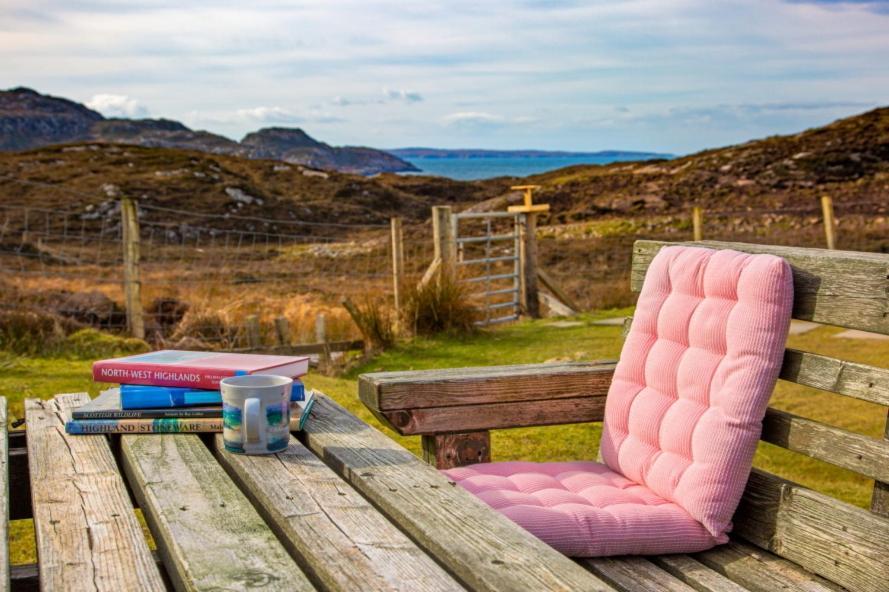 Kirkaig Lodge Lochinver Exterior foto